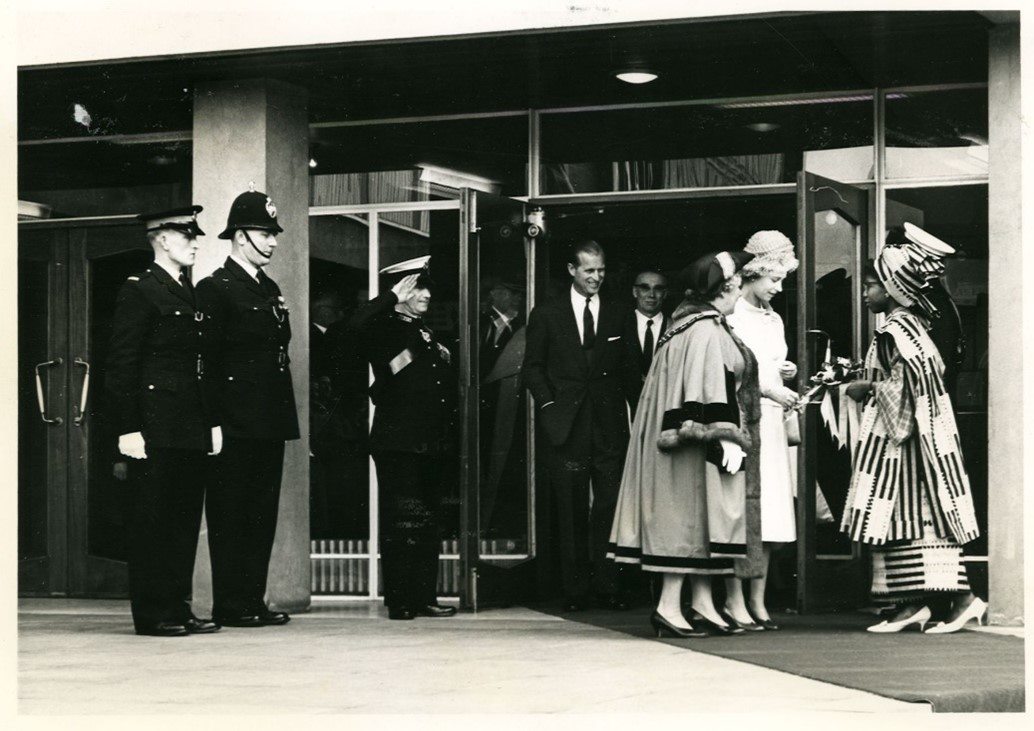 The Queen arriving at the Royal College of Advanced Technology