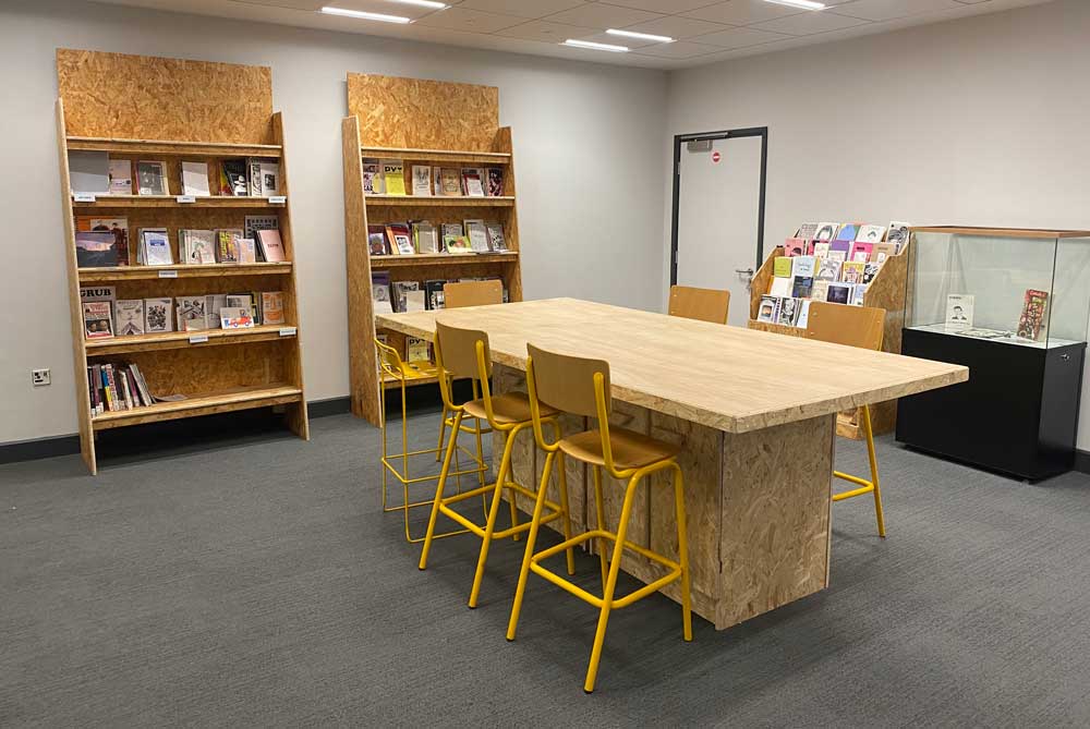 A table in the zine maker space