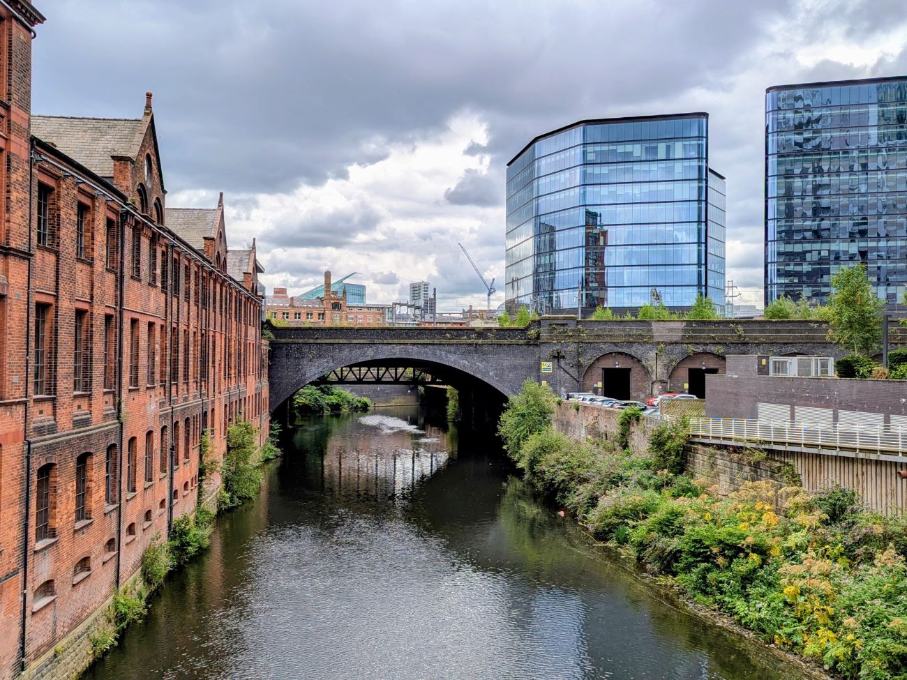 Infrastructures, waterways, and urban transformation in Manchester and Salford