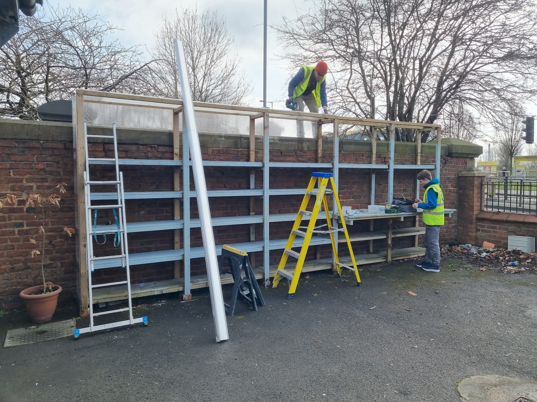 construction of the wonderwall