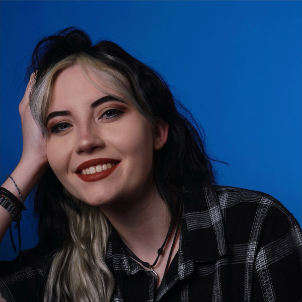 Maisy Bates Portrait