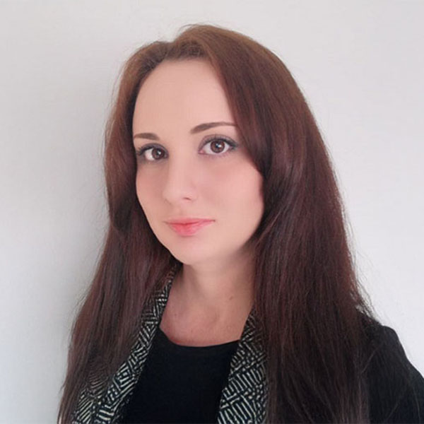 Portrait photo of Dr Viktoriia Myroniuk