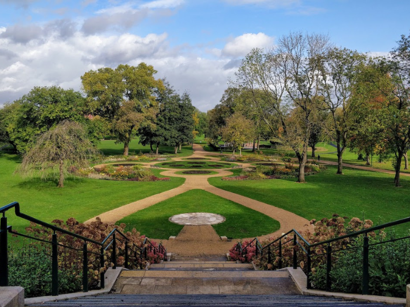  Peel Park viewed from the stairs behind the Salford Museum and Art Gallery