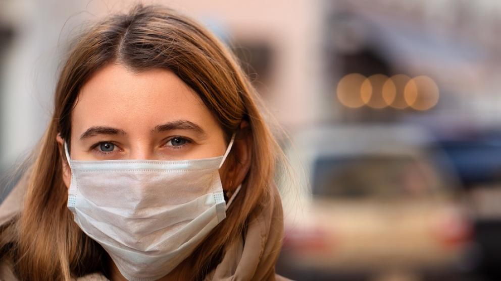 coronavirus woman in facemask