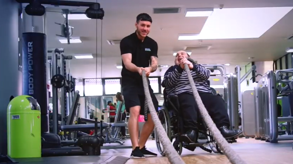 Ben Andrews in the gym with a client