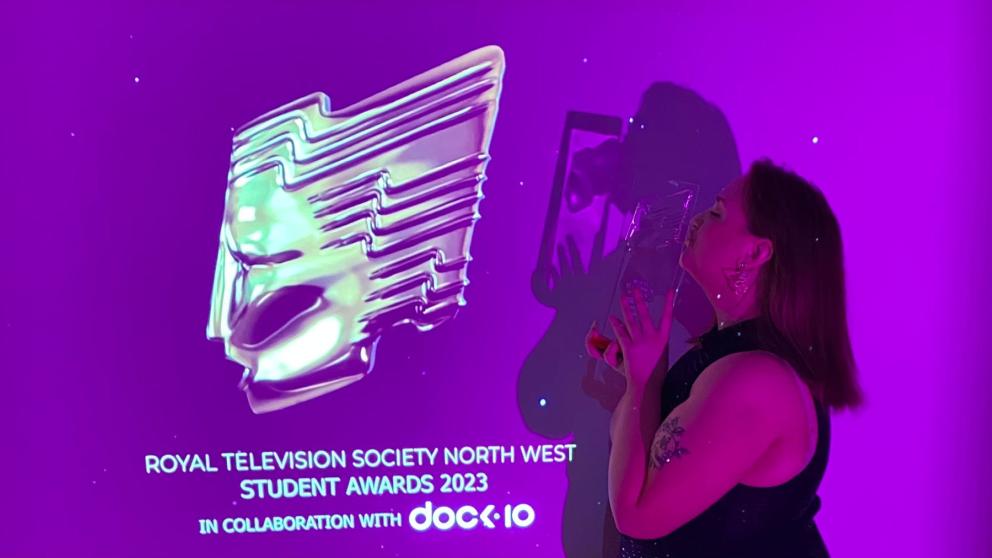 Erin Hughes with RTS NW Award