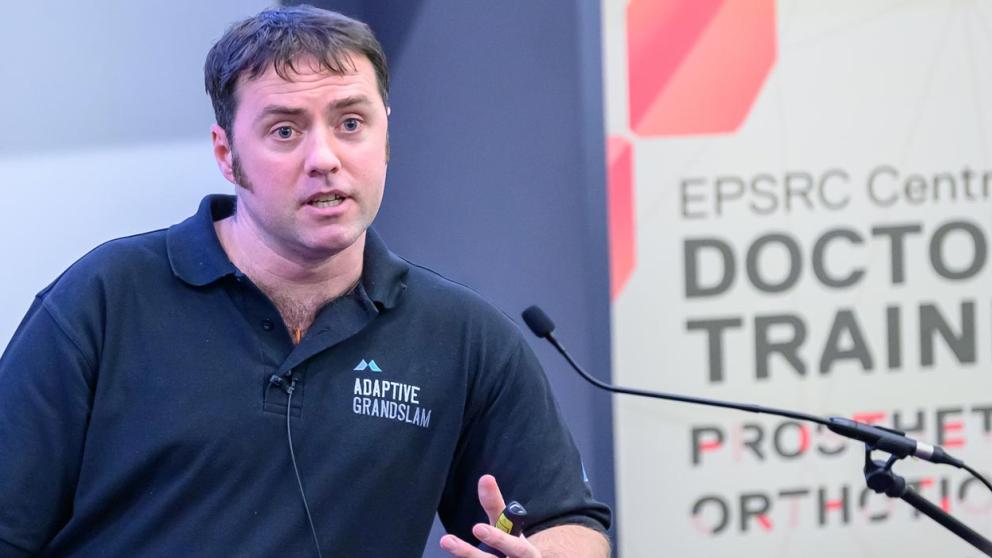 martin hewitt banner