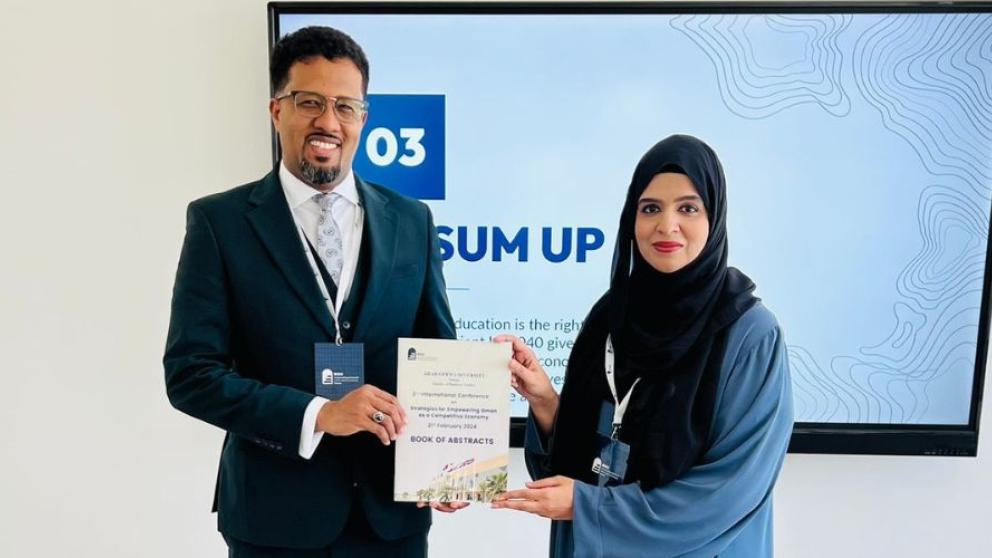 Dr Mohammed Albakri receives his Best Paper Award