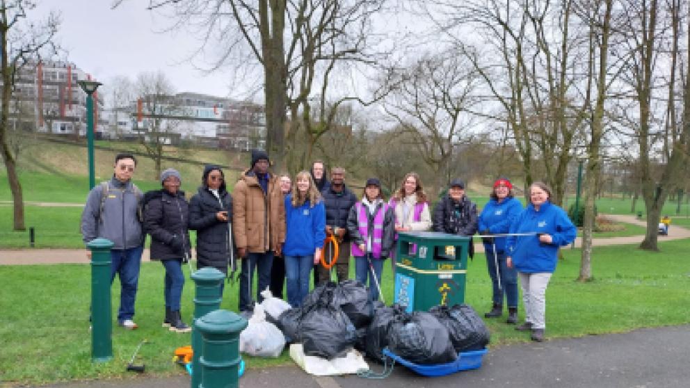 A group of people on a hedgehog friendly litter pick