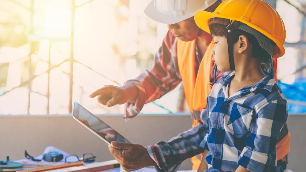 Child learning about construction and engineering