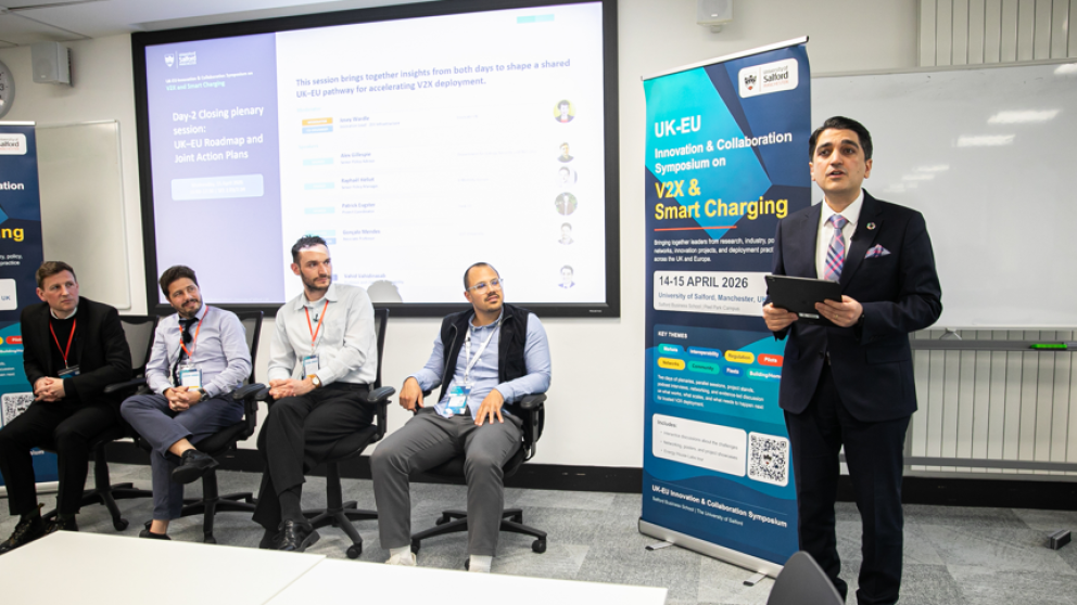 Vahid Vahidinasab presenting at the closing session at the UK-EU Symposium April 2026