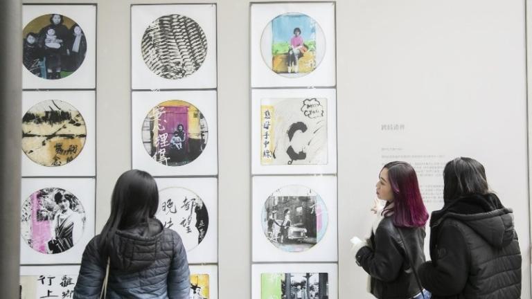 Students at Manchester Art Gallery