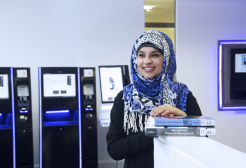 Business student researcher