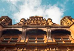 Front view of Peel Building, University of Salford
