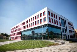 South side view of the School Of Science, Engineering And Environment Building, University of Salford