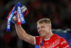 Jonny Lomax graduates from University of Salford