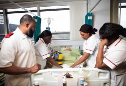 4 Nursing students at the simulation room