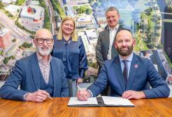 	University and Council members sign Civic University Agreement