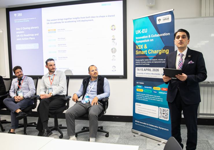 Vahid Vahidinasab presenting at the closing session at the UK-EU Symposium April 2026