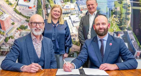 	University and Council members sign Civic University Agreement